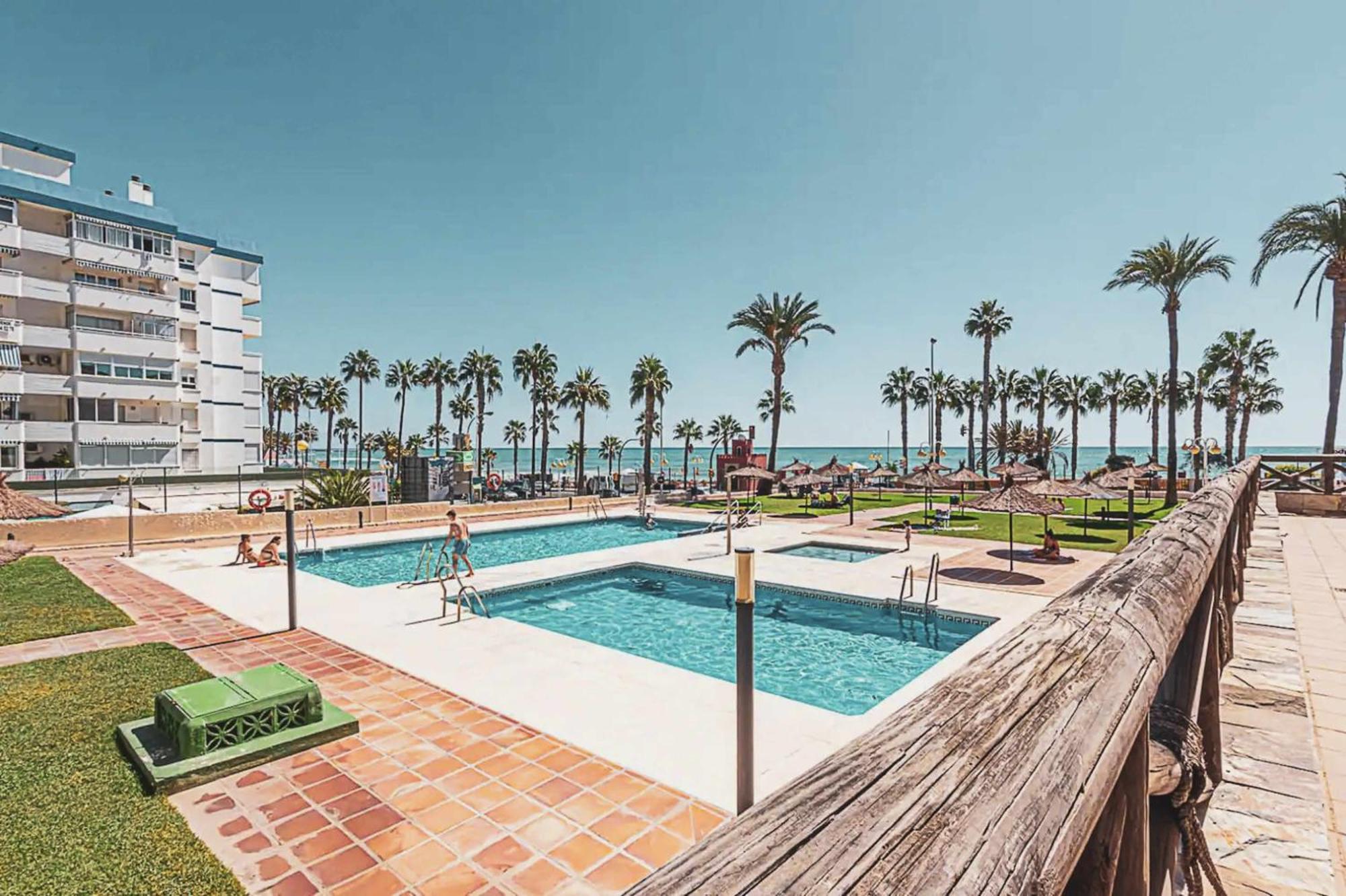 Precioso Apartamento En Primera Linea De Playa Benalmádena Zewnętrze zdjęcie